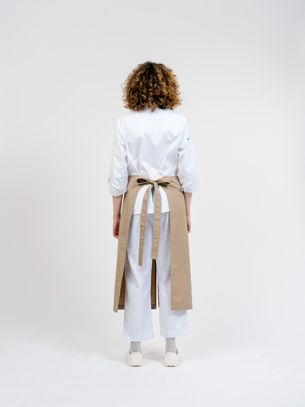 Bastidaforwork workwear uniforme design sustainable obu apron caramel 4