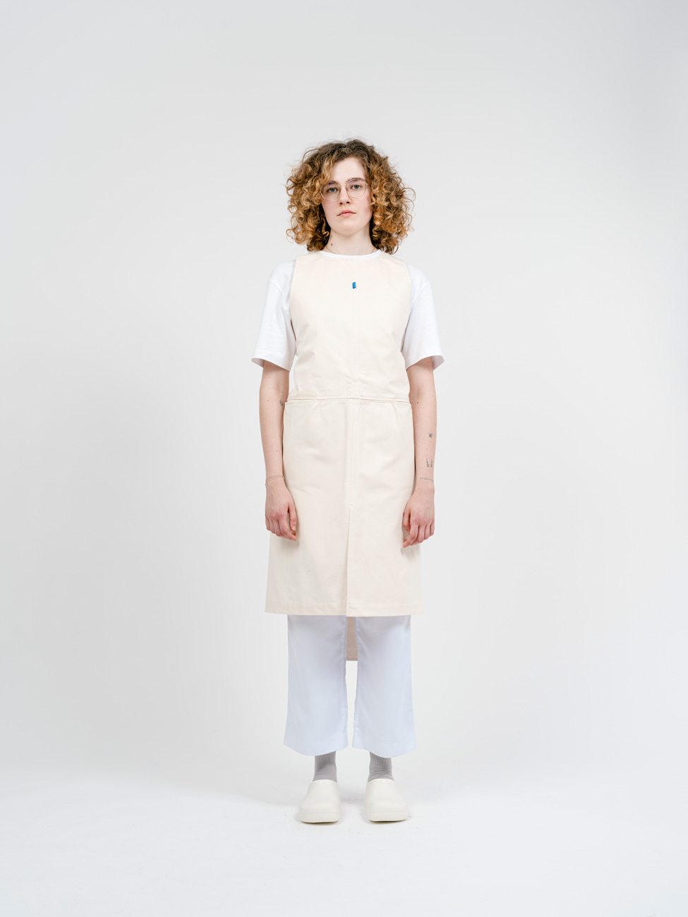 Bastidaforwork workwear uniforme design sustainable obu bib apron natural 2
