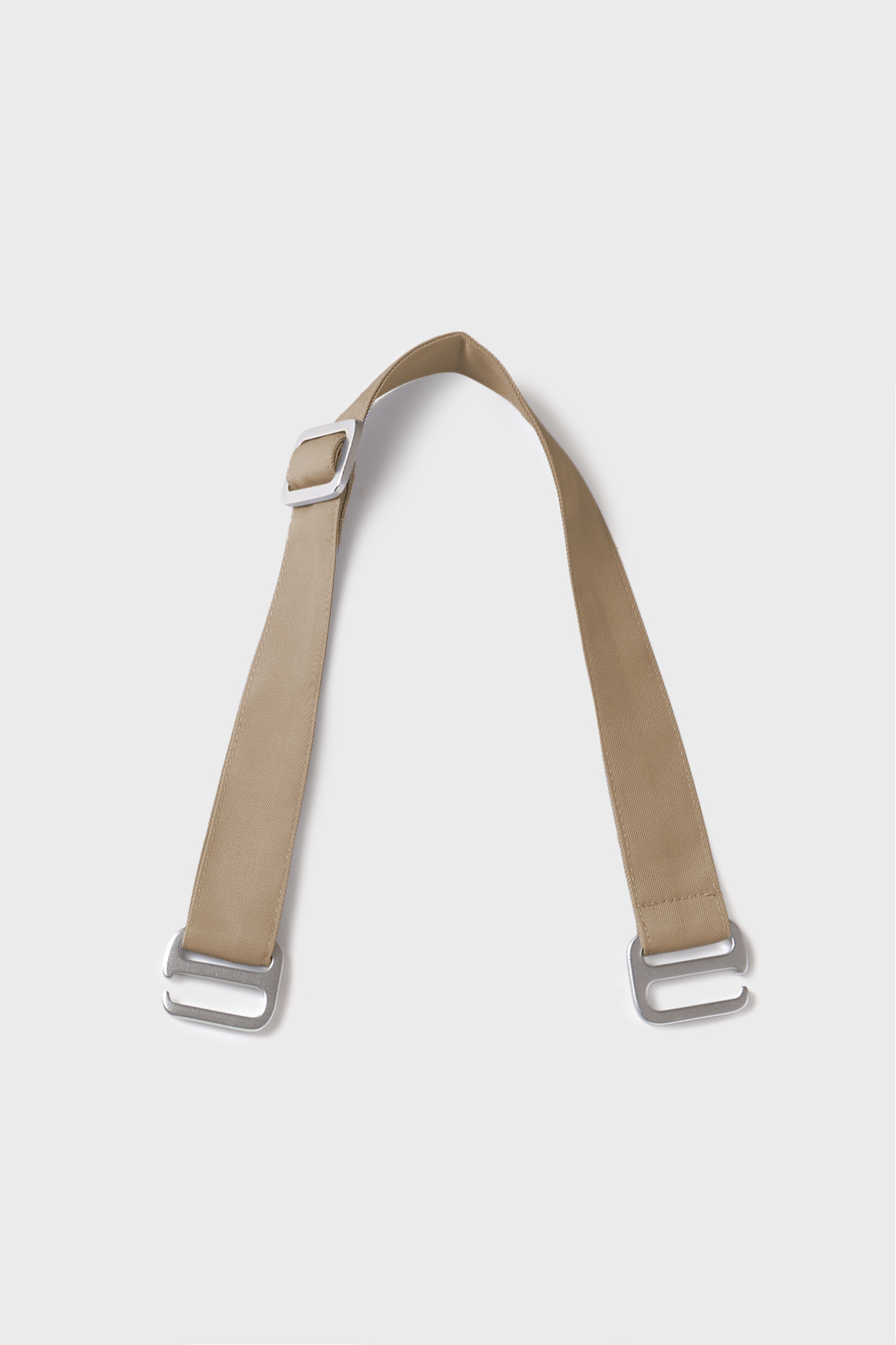 Bastidaforwork_workwear_uniforme_sustainable_strap_2_ways_caramel_1