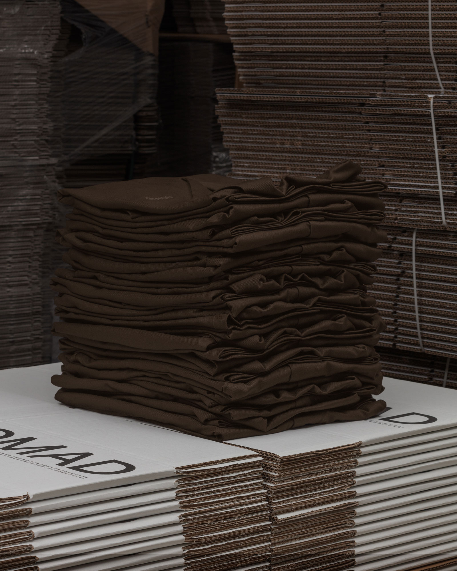 Bastida_Nomad_worwear_uniforme_shirt_camisa_coffee_2