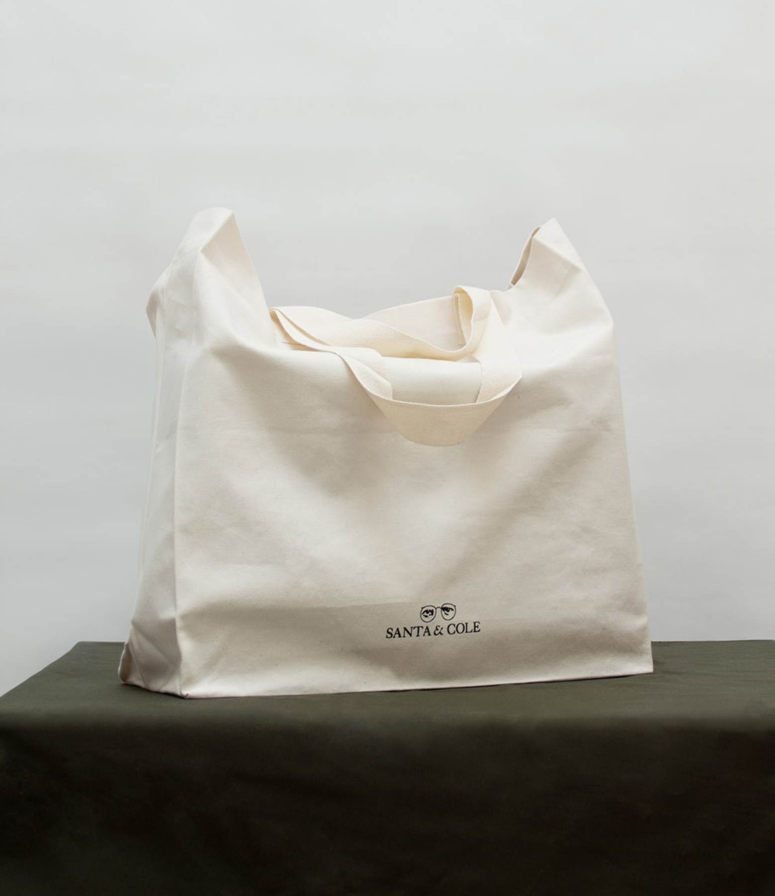 bastida_santa_cole_bespoke_bag