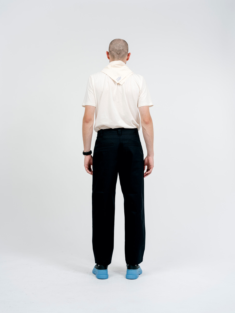 Bastidaforwork workwear uniforme design sustainable itami scarf natural 3