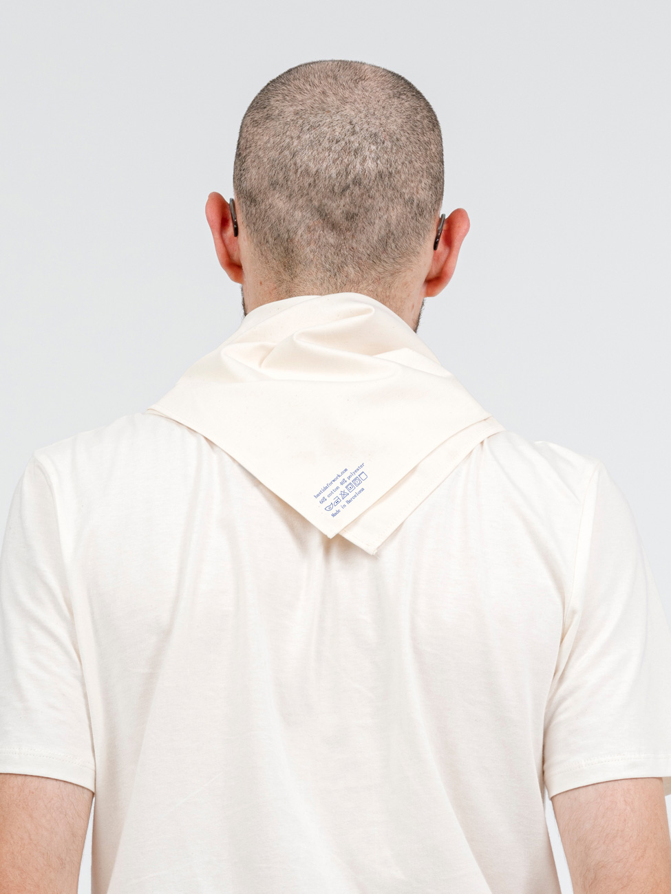 Bastidaforwork workwear uniforme design sustainable itami scarf natural 4